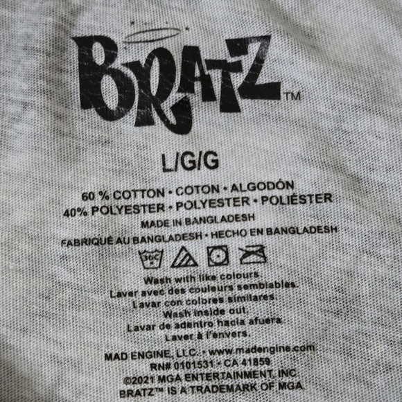 Bratz Girls Large Graphic Long Sleeve Shirt - Picture 4 of 8